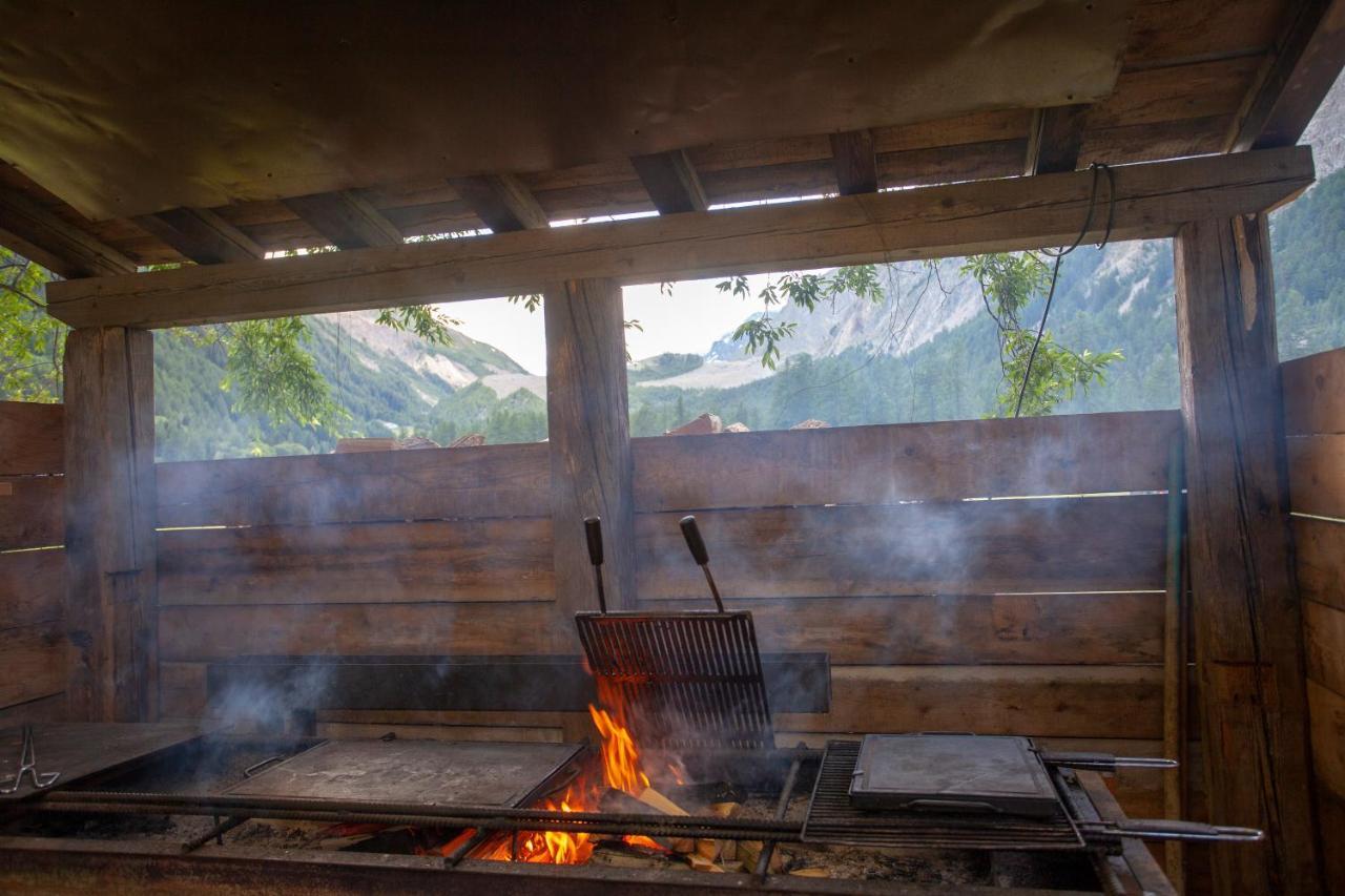 Hobo Camping Courmayeur Exteriér fotografie