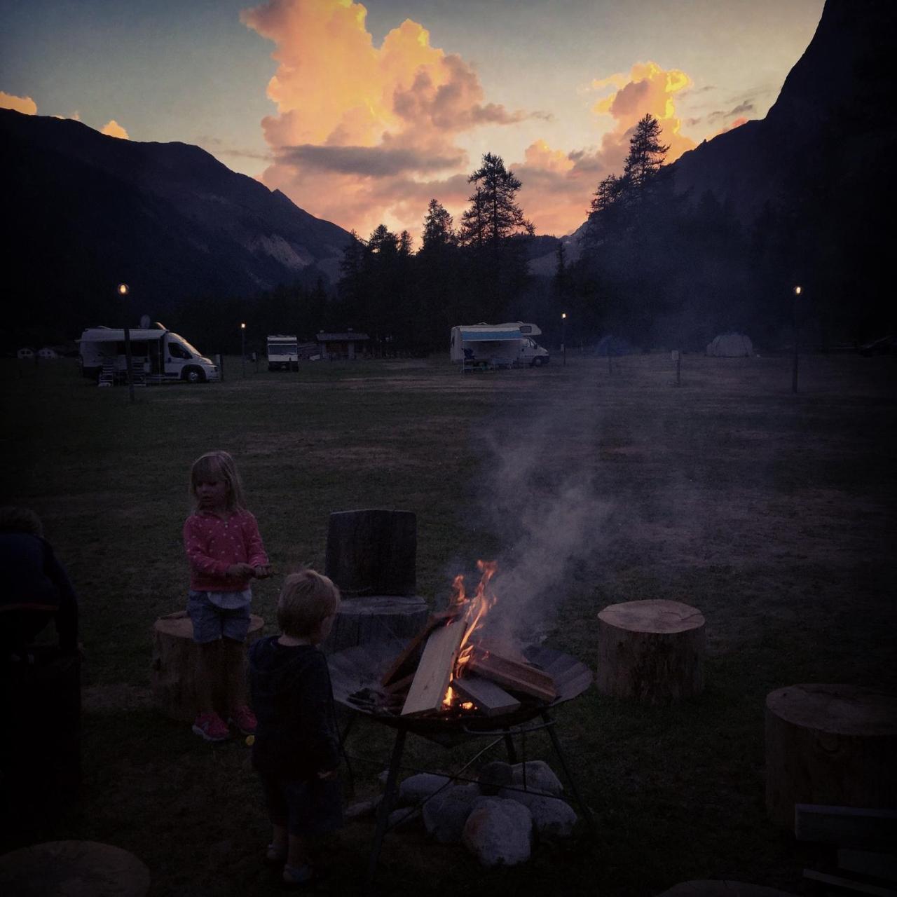 Hobo Camping Courmayeur Exteriér fotografie
